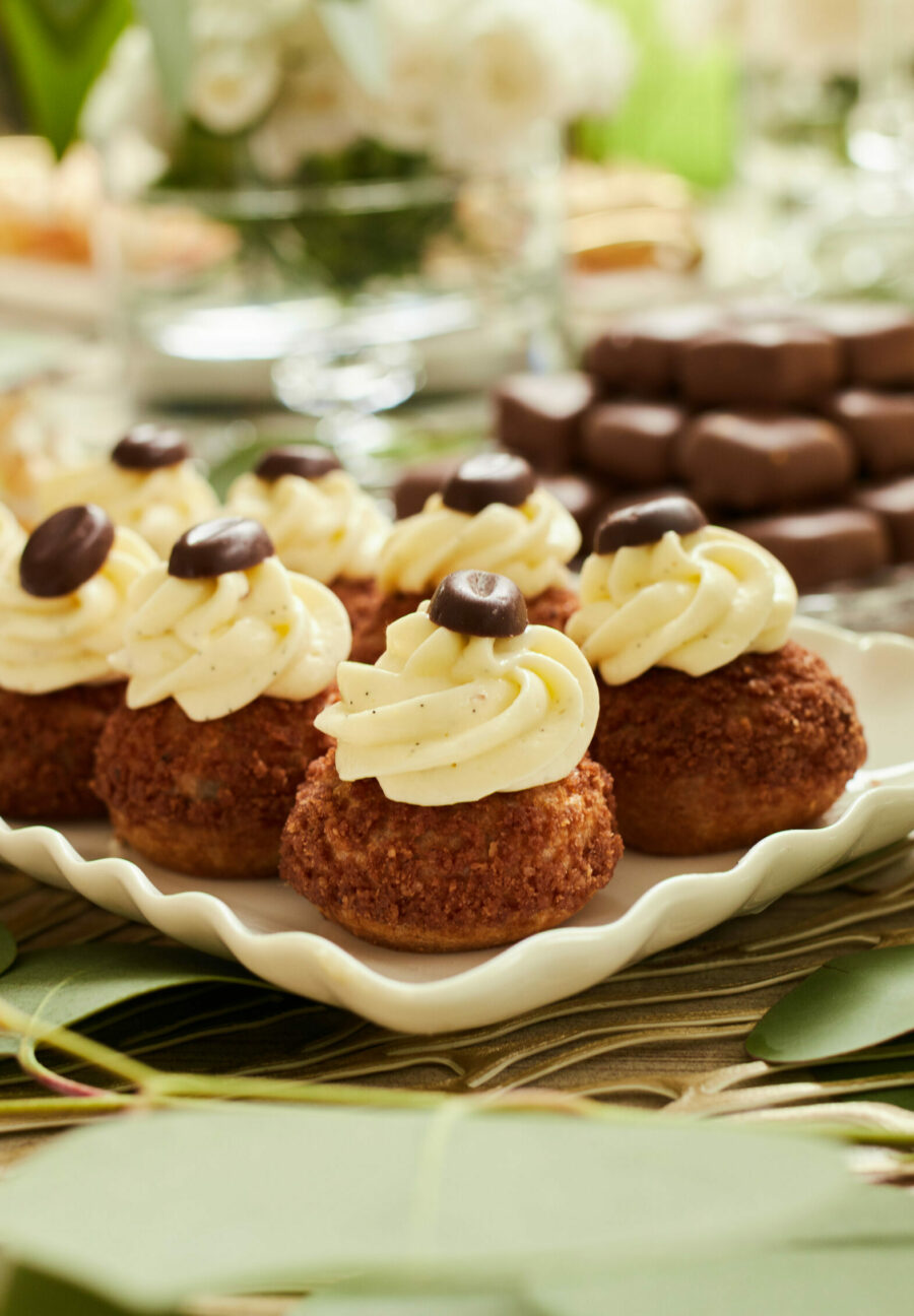 Profiterol de Tiramisú